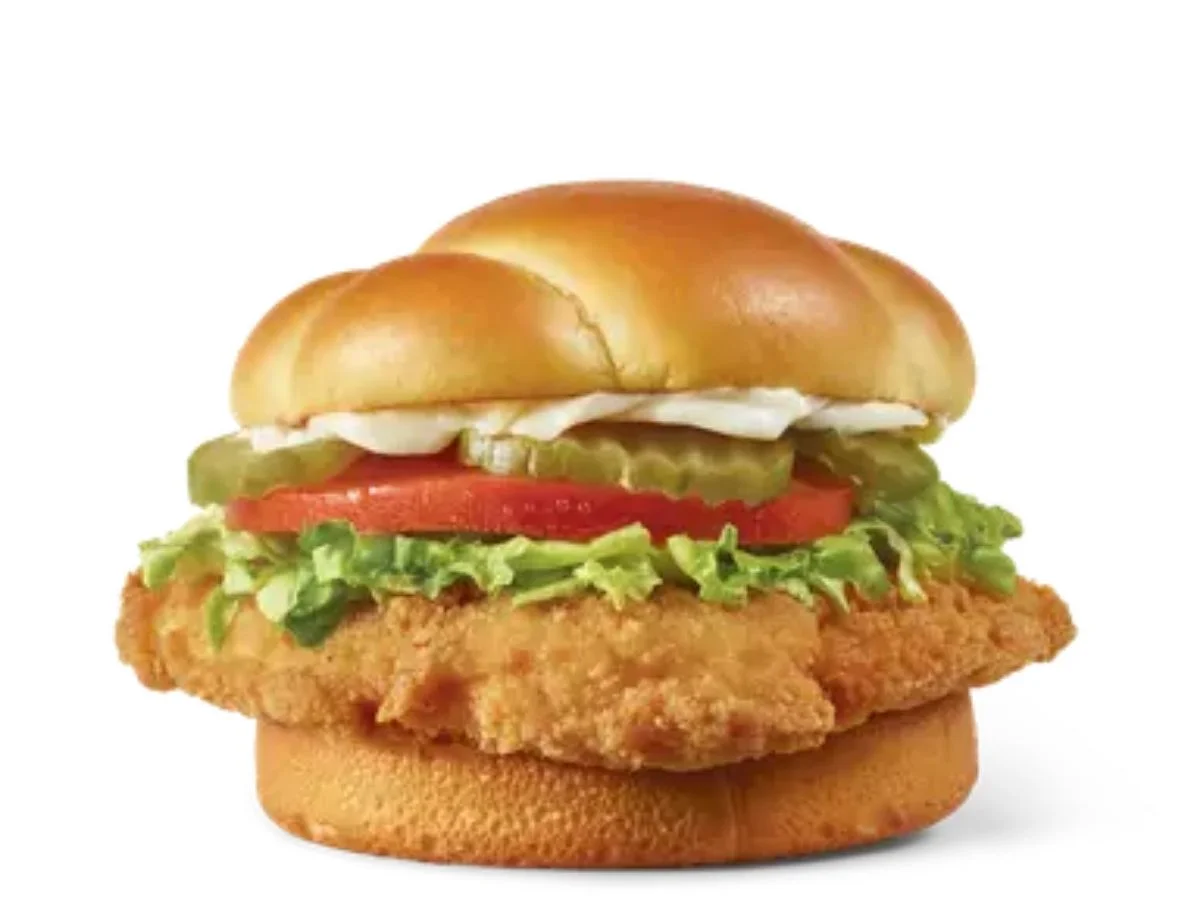 Wendy's Classic Chicken Sandwich crispy fillet breast